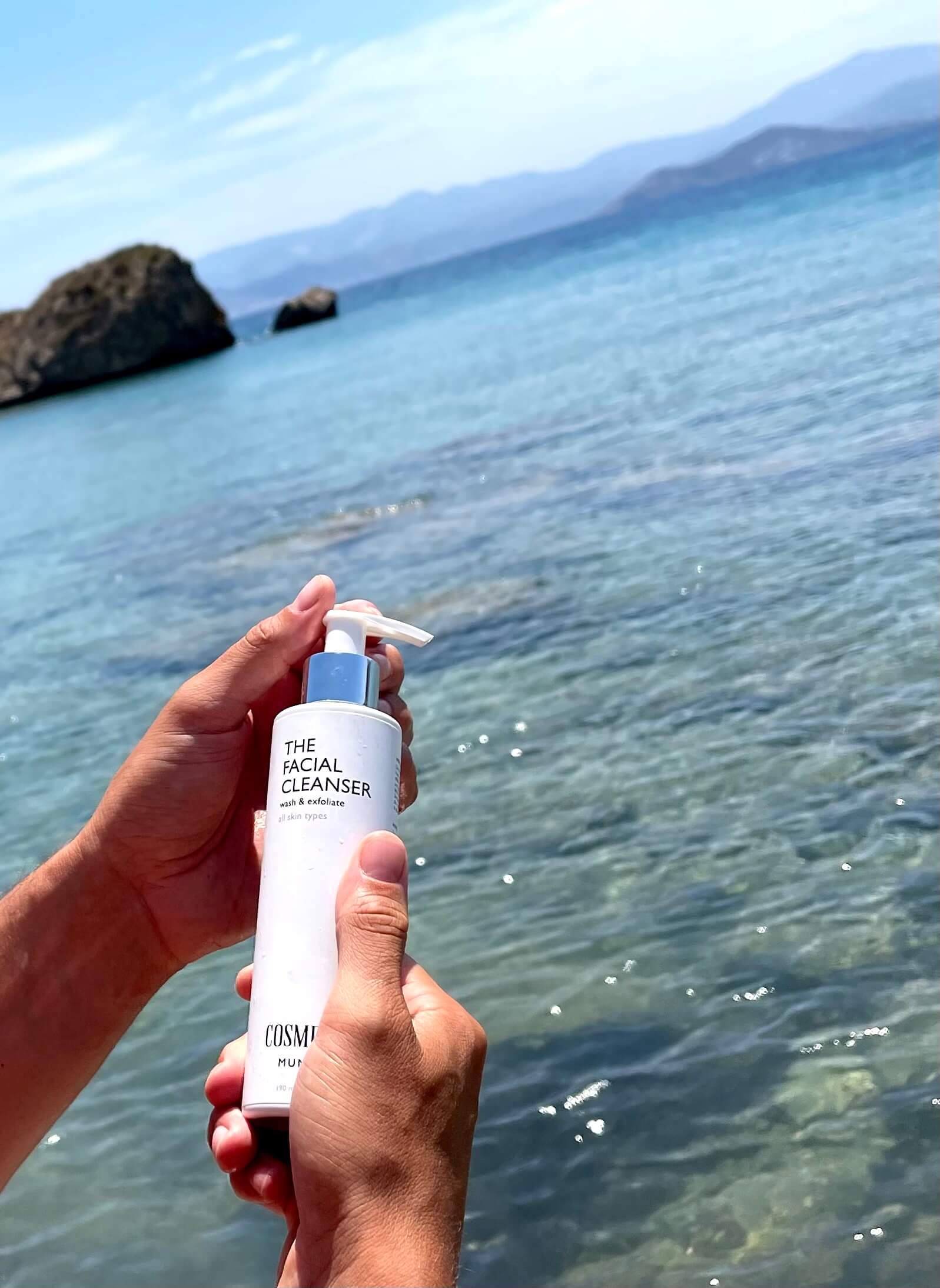 Natürlicher Gesichtsreiniger mit AHA und Milchsäure. Naturkosmetik Cleanser für reine, strahlende Haut