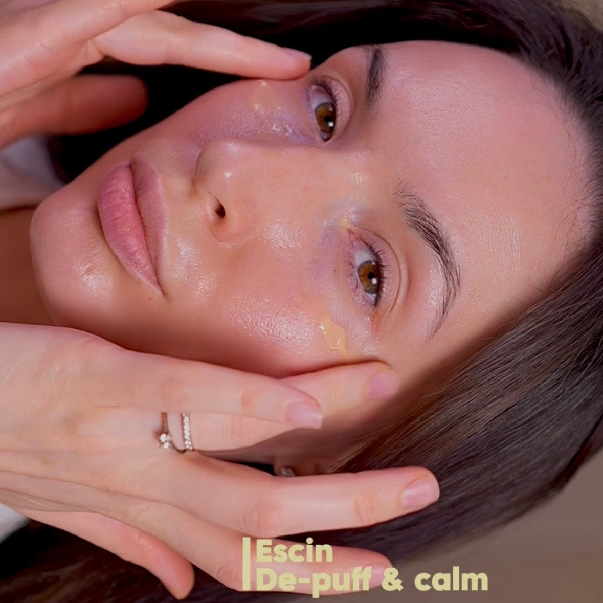 COSMENIA Augenpflege Naturkosmetik, aufhellende Wirkung