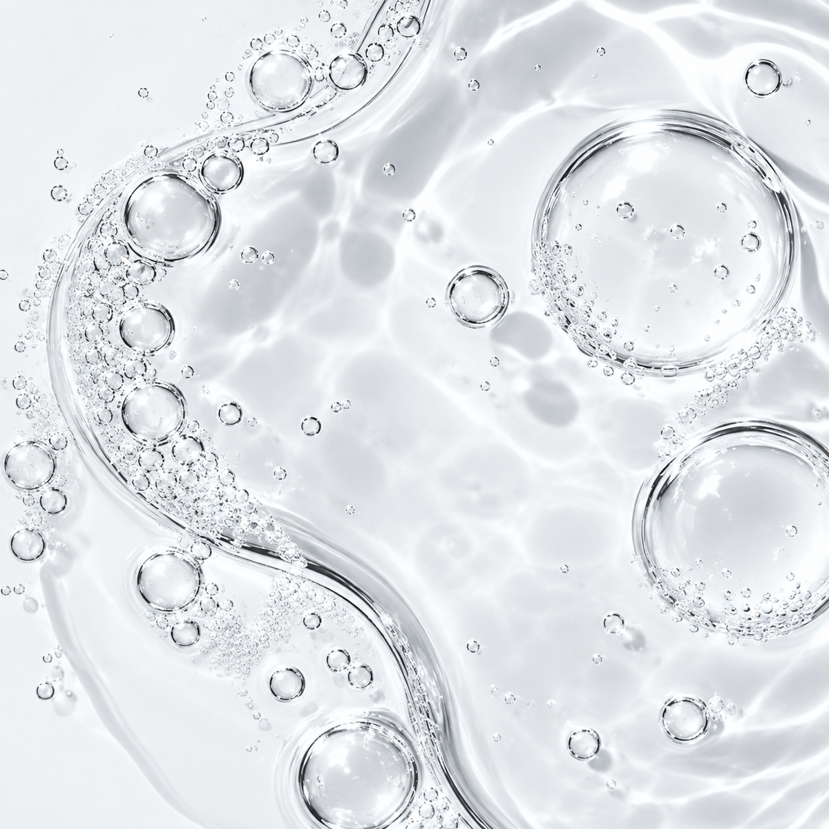 Mizellenwasser in der Hautpflege: Sanfte Reinigung oder unterschätztes Reizrisiko?