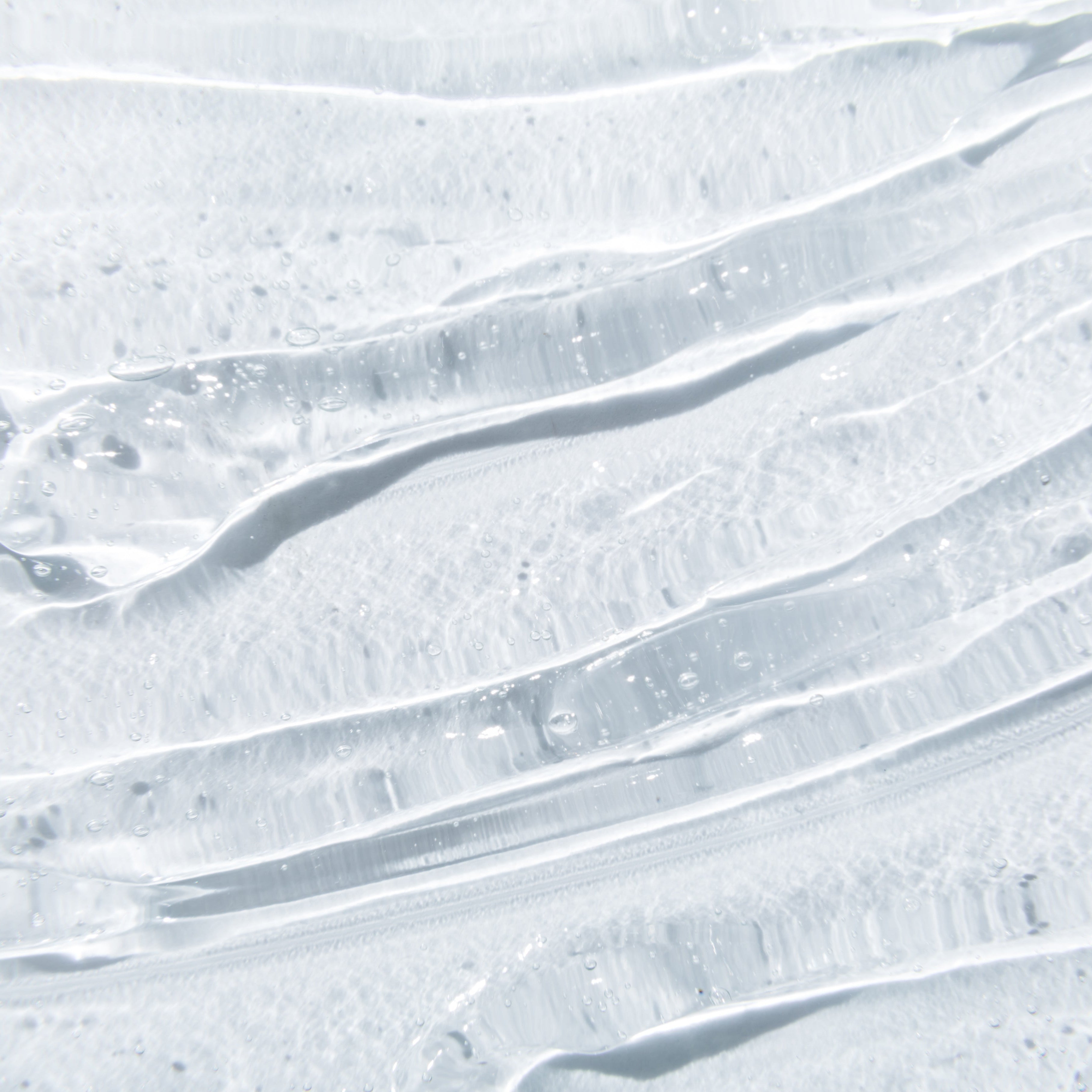 Ölfreies Glowy Gel mit Aloe Vera und Zink für strahlende, ausgeglichene Haut